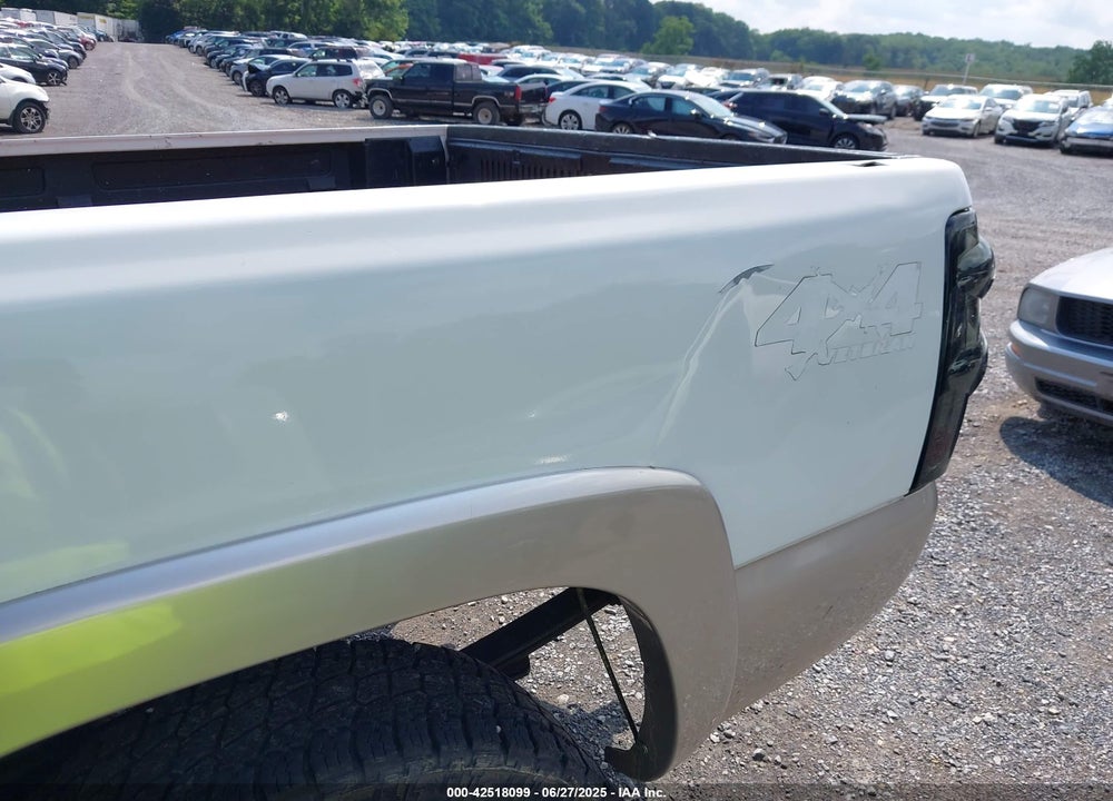 2006 CHEVROLET SILVERADO 1500 LT3 VIN: 1GCEK19B46Z211166
