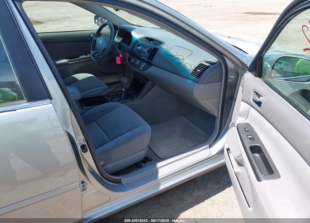2005 TOYOTA CAMRY LE VIN: 4T1BE30K45U556255