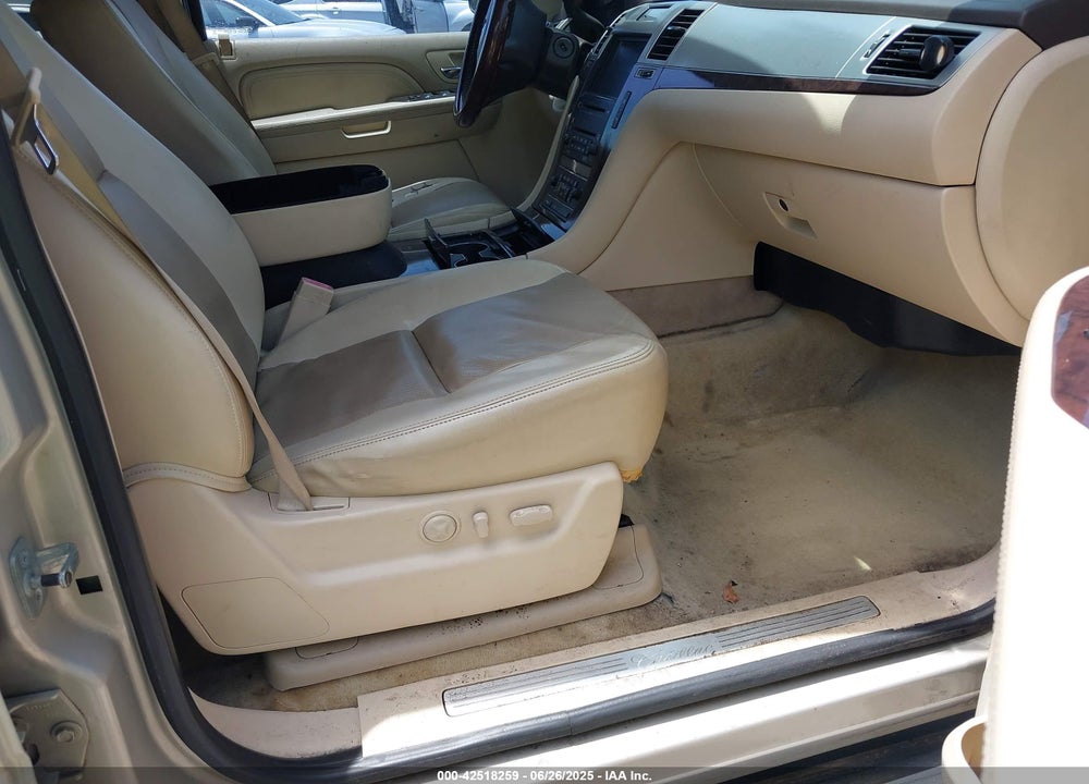 2007 CADILLAC ESCALADE STANDARD VIN: 1GYFK63827R171809