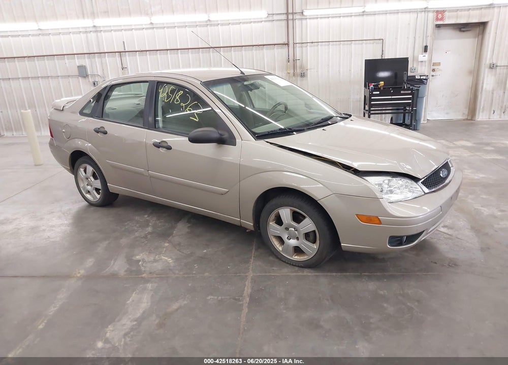 2007 FORD FOCUS VIN: 1FAHP34N37W260153