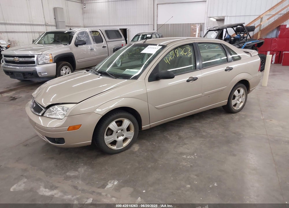 2007 FORD FOCUS VIN: 1FAHP34N37W260153