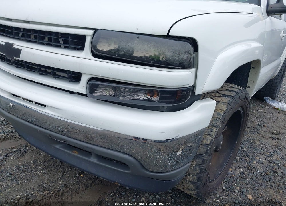 2005 CHEVROLET TAHOE LT VIN: 1GNEK13T65J160906