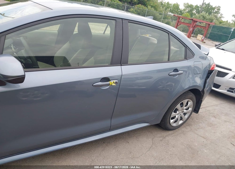 2021 TOYOTA COROLLA LE VIN: JTDEPMAE0MJ129262