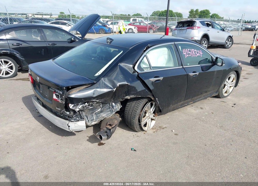 2010 ACURA TSX VIN: JH4CU4F68AC000136