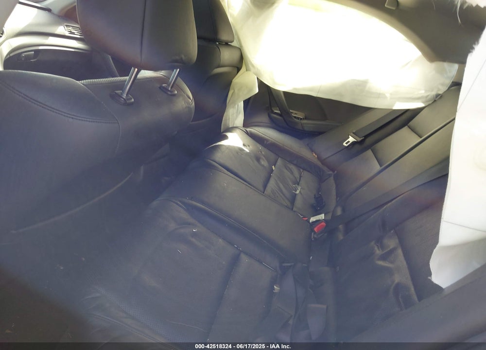 2010 ACURA TSX VIN: JH4CU4F68AC000136
