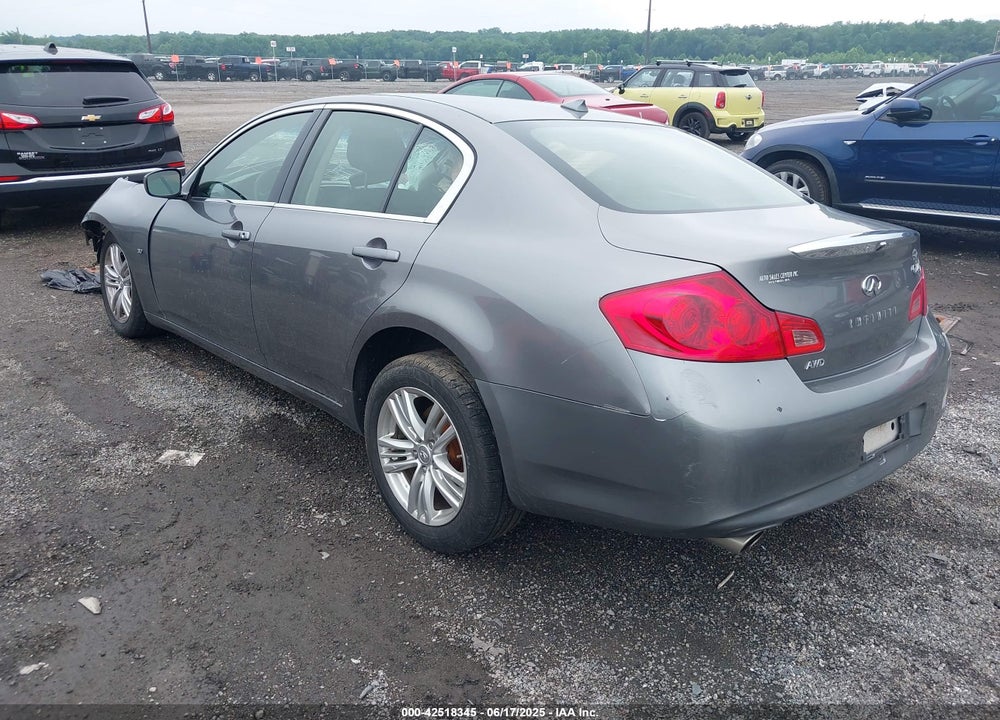 2015 INFINITI Q40 VIN: JN1CV6AR4FM650047