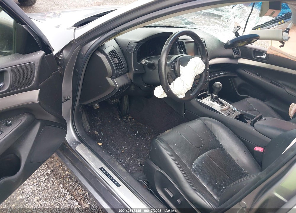 2015 INFINITI Q40 VIN: JN1CV6AR4FM650047