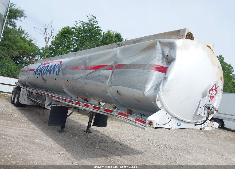 2015 LBT INC UNKNOWN VIN: 4J8T0422XFT006101
