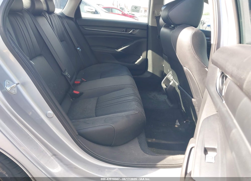 2022 HONDA ACCORD VIN: 1HGCV1F43NA007493