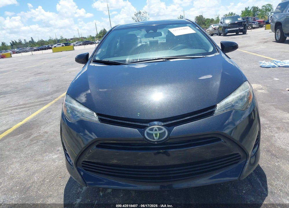 2018 TOYOTA COROLLA LE VIN: 5YFBURHE0JP823312