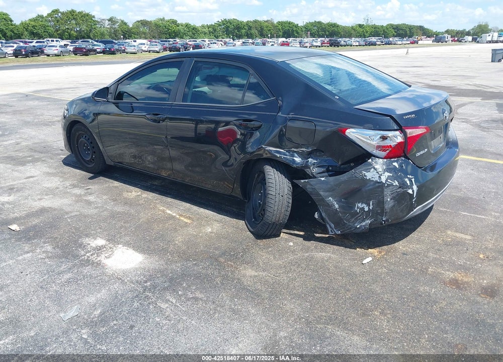 2018 TOYOTA COROLLA LE VIN: 5YFBURHE0JP823312