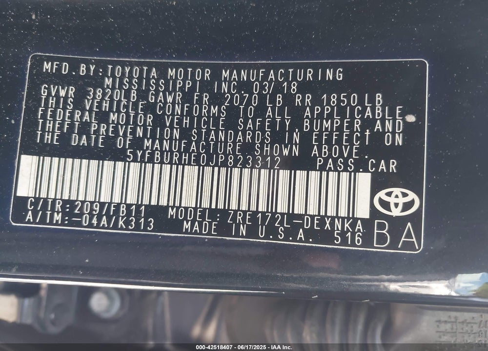 2018 TOYOTA COROLLA LE VIN: 5YFBURHE0JP823312
