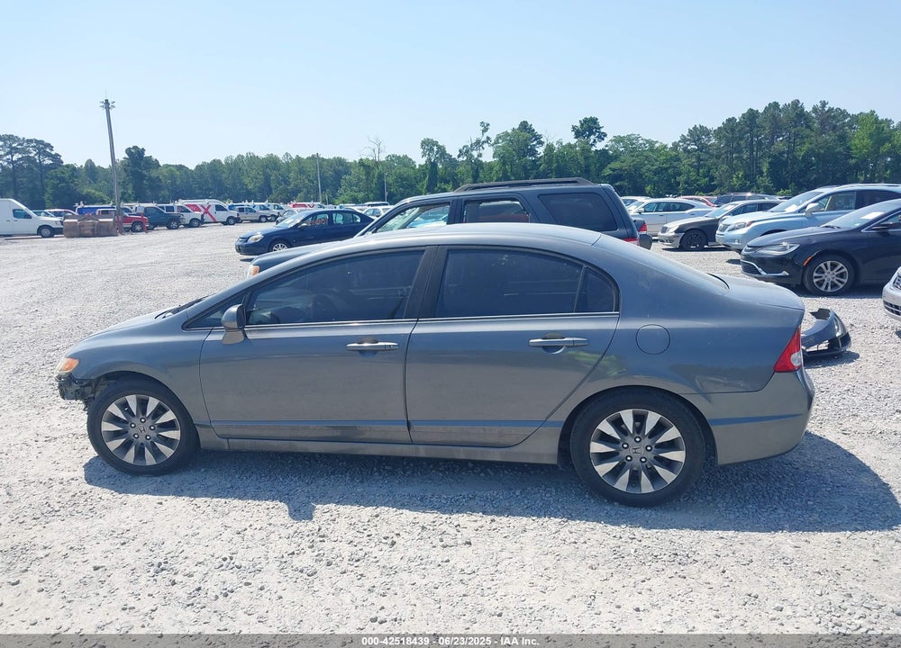 2011 HONDA CIVIC VIN: 19XFA1F80BE015652