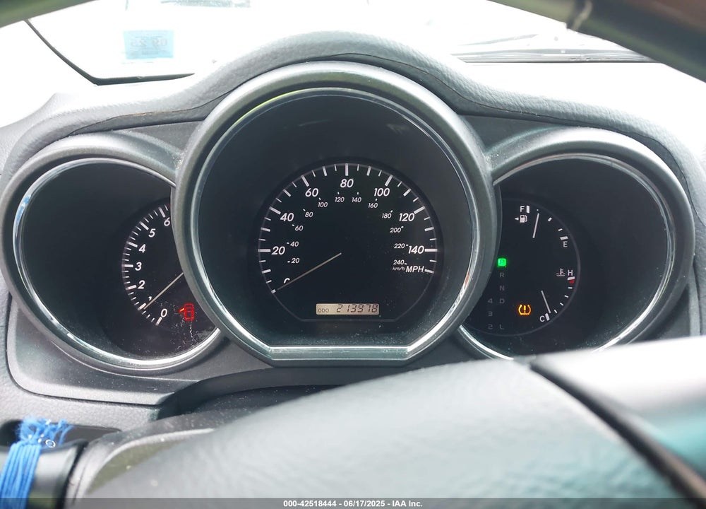 2008 LEXUS RX VIN: 2T2HK31U08C084172