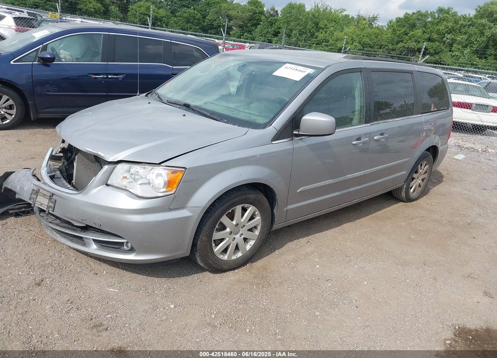 2016 CHRYSLER TOWN & COUNTRY VIN: 2C4RC1BGXGR245628