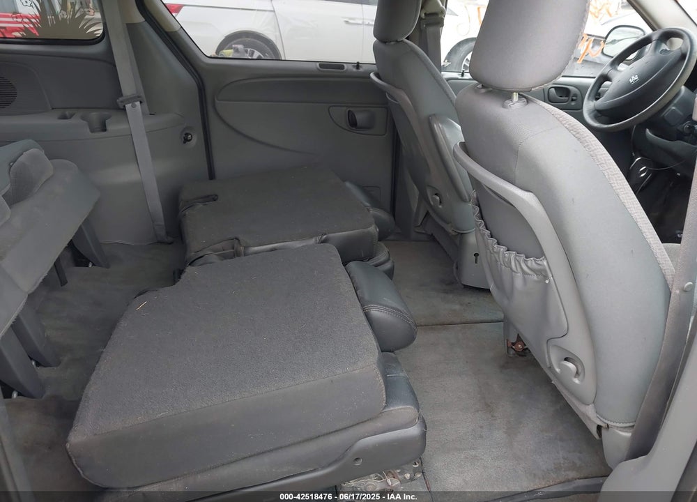 2005 DODGE GRAND CARAVAN SE VIN: 1D4GP24R05B397528