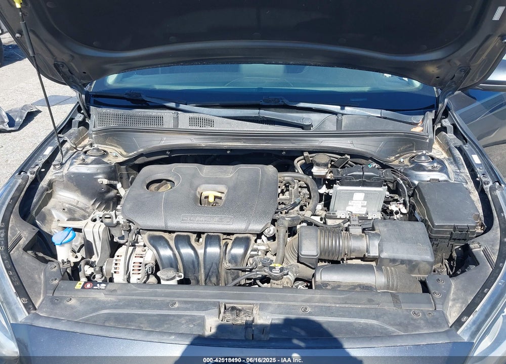 2019 KIA FORTE LXS VIN: 3KPF24AD7KE090139