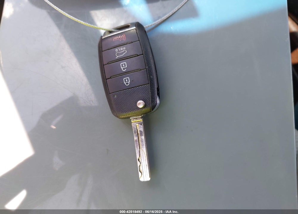 2014 KIA SORENTO VIN: 5XYKT3A60EG478120