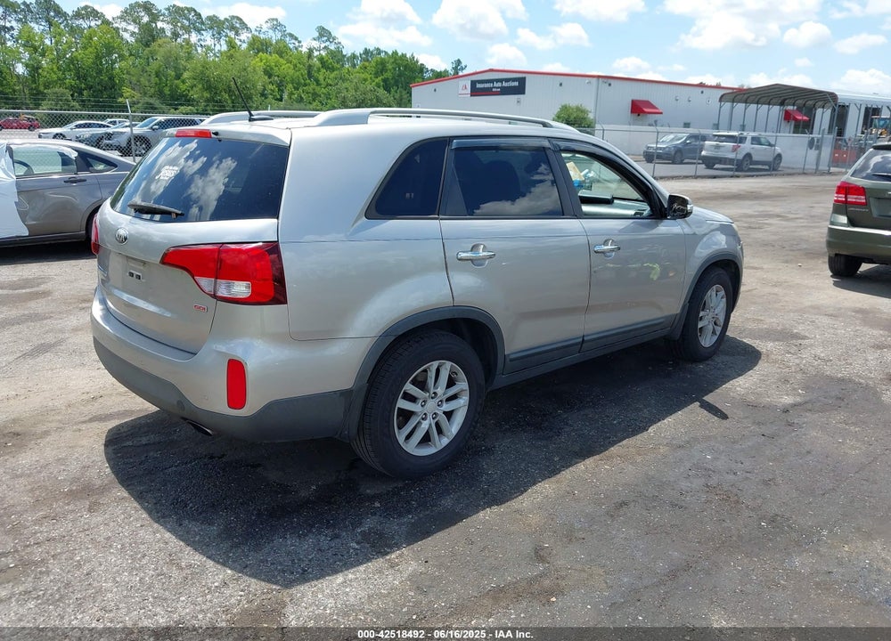2014 KIA SORENTO VIN: 5XYKT3A60EG478120