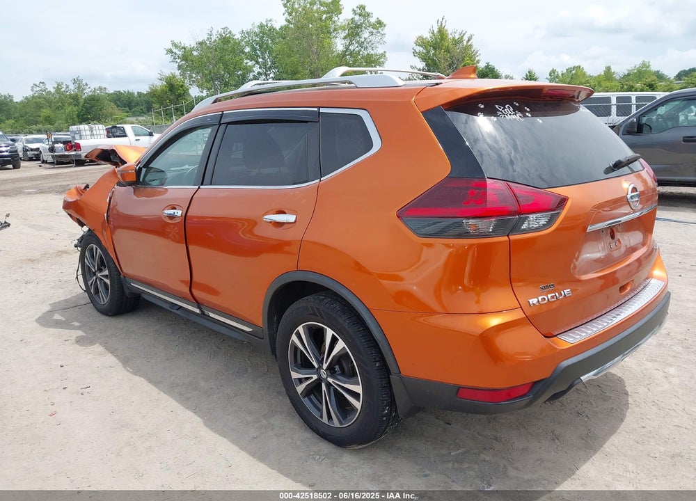 2018 NISSAN ROGUE SL VIN: JN8AT2MV4JW306053