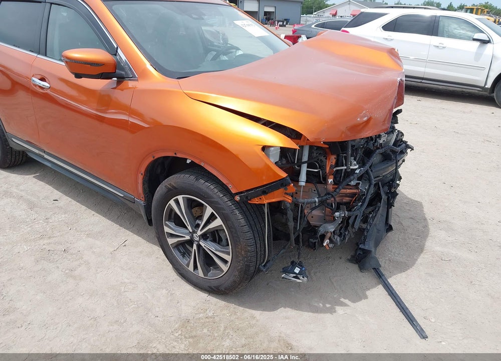 2018 NISSAN ROGUE SL VIN: JN8AT2MV4JW306053