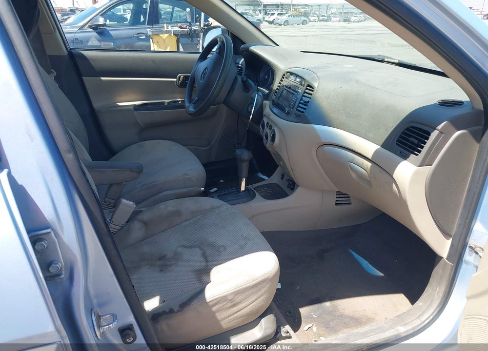 2011 HYUNDAI ACCENT GLS VIN: KMHCN4AC4BU616032