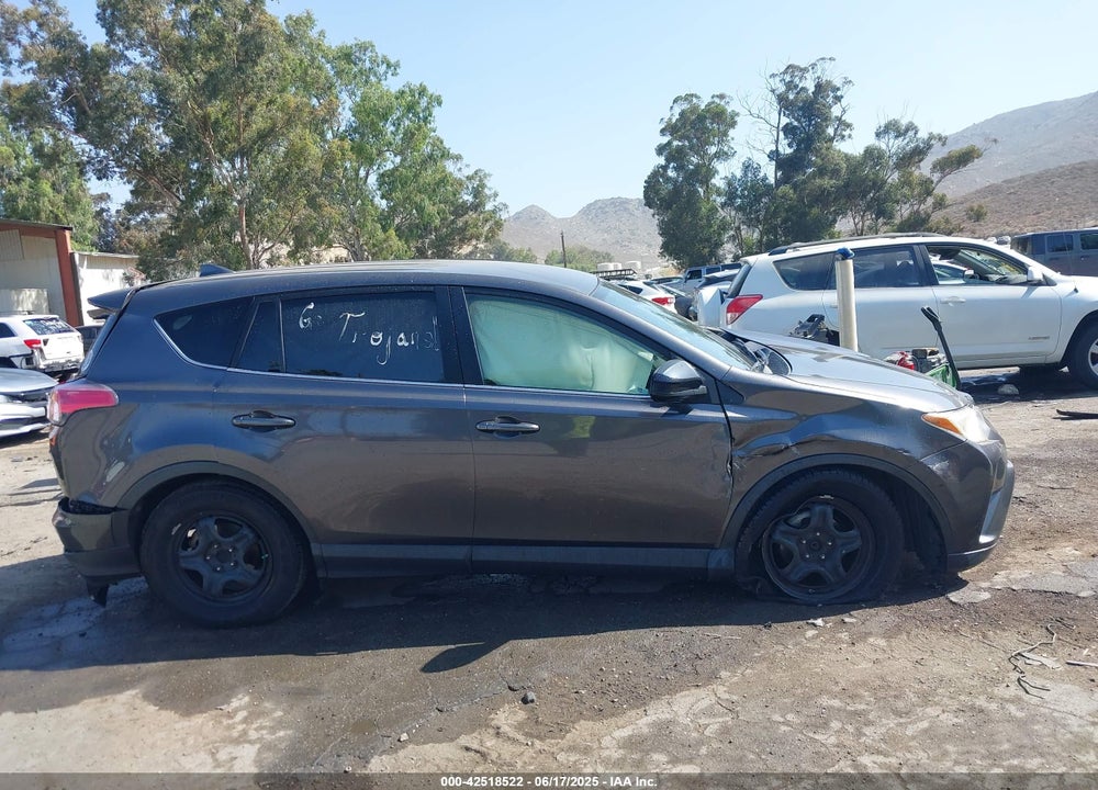 2018 TOYOTA RAV4 VIN: JTMZFREV6JJ158417