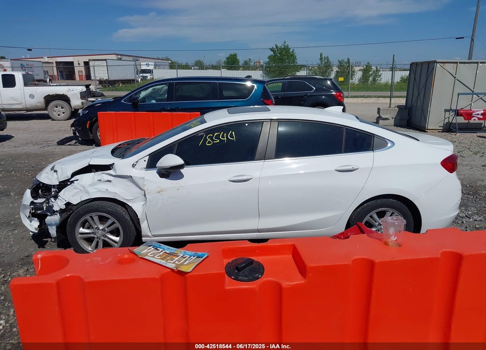 2016 CHEVROLET CRUZE VIN: 1G1BE5SM5G7315555