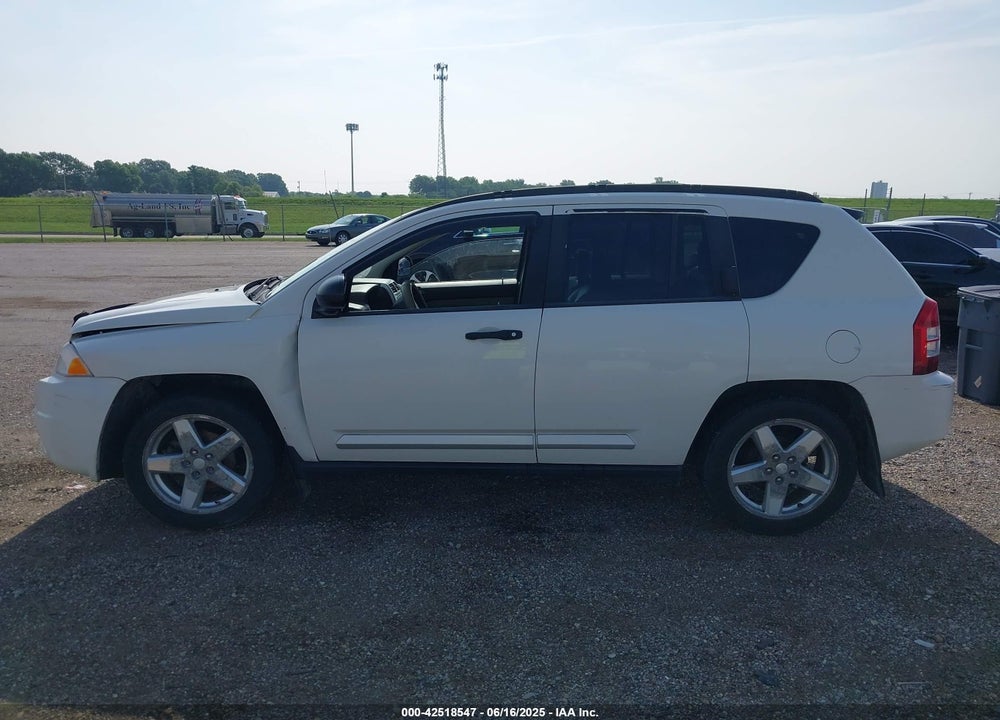 2008 JEEP COMPASS LIMITED VIN: 1J8FT57W28D572936