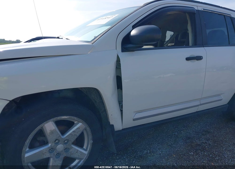 2008 JEEP COMPASS LIMITED VIN: 1J8FT57W28D572936