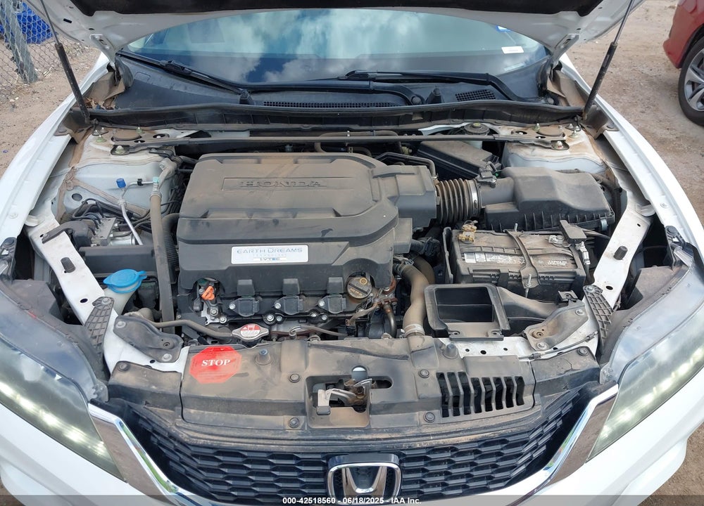 2013 HONDA ACCORD VIN: 1HGCT2B83DA012373