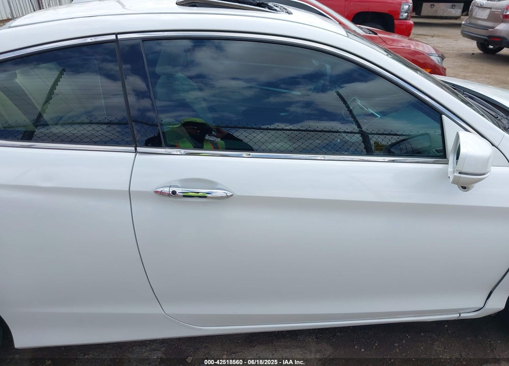 2013 HONDA ACCORD VIN: 1HGCT2B83DA012373