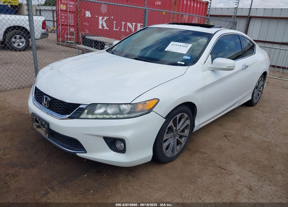 2013 HONDA ACCORD VIN: 1HGCT2B83DA012373