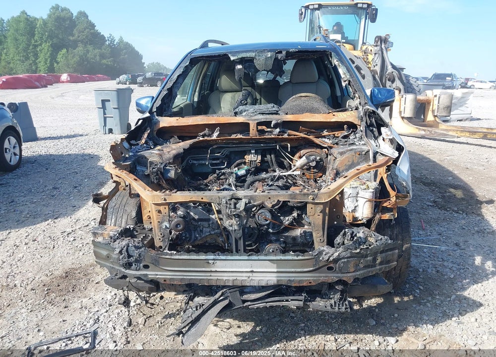 2019 SUBARU FORESTER VIN: JF2SKASC2KH444647