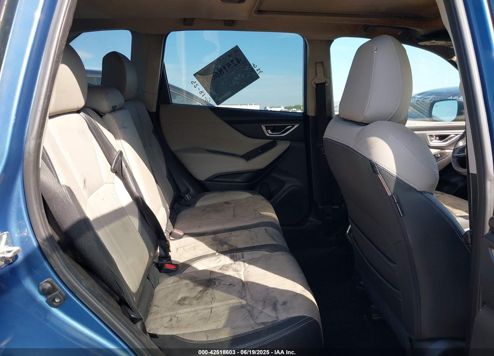 2019 SUBARU FORESTER VIN: JF2SKASC2KH444647