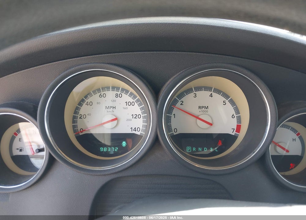 2008 DODGE CHARGER VIN: 2B3KA43G58H205425