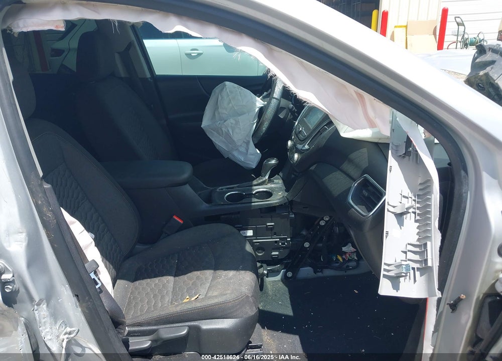 2018 CHEVROLET EQUINOX VIN: 2GNAXJEV6J6283417