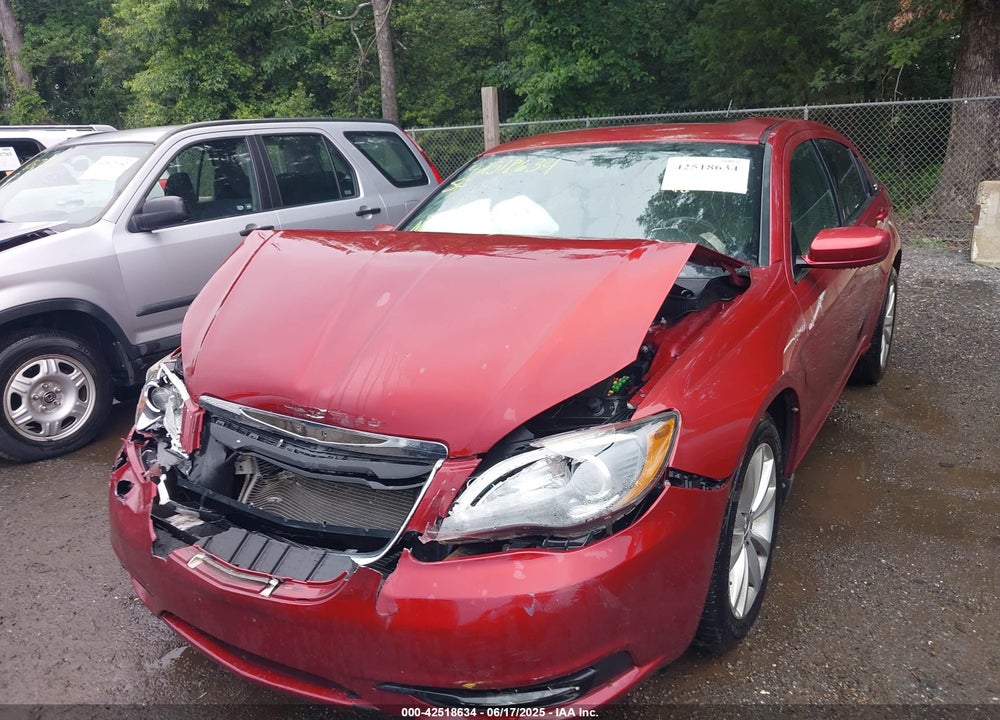 2012 CHRYSLER 200 VIN: 1C3CCBHG5CN123239