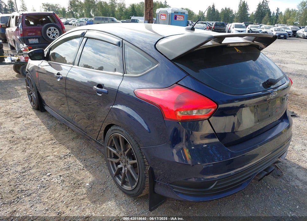2017 FORD FOCUS ST VIN: 1FADP3L95HL344108