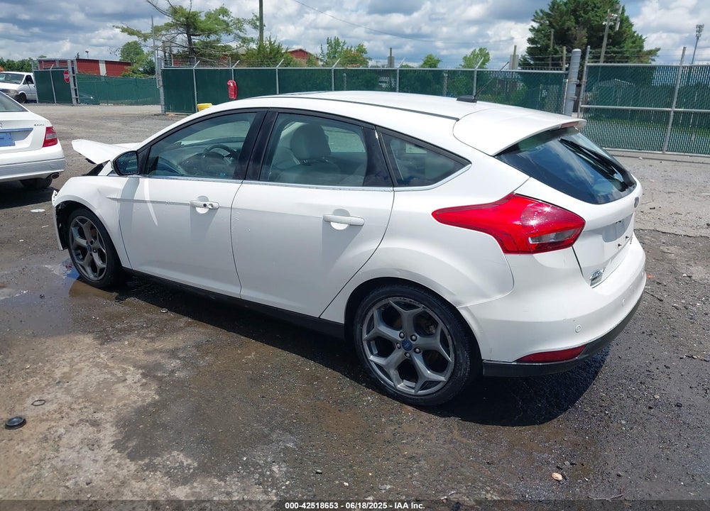 2016 FORD FOCUS VIN: 1FADP3N21GL309340