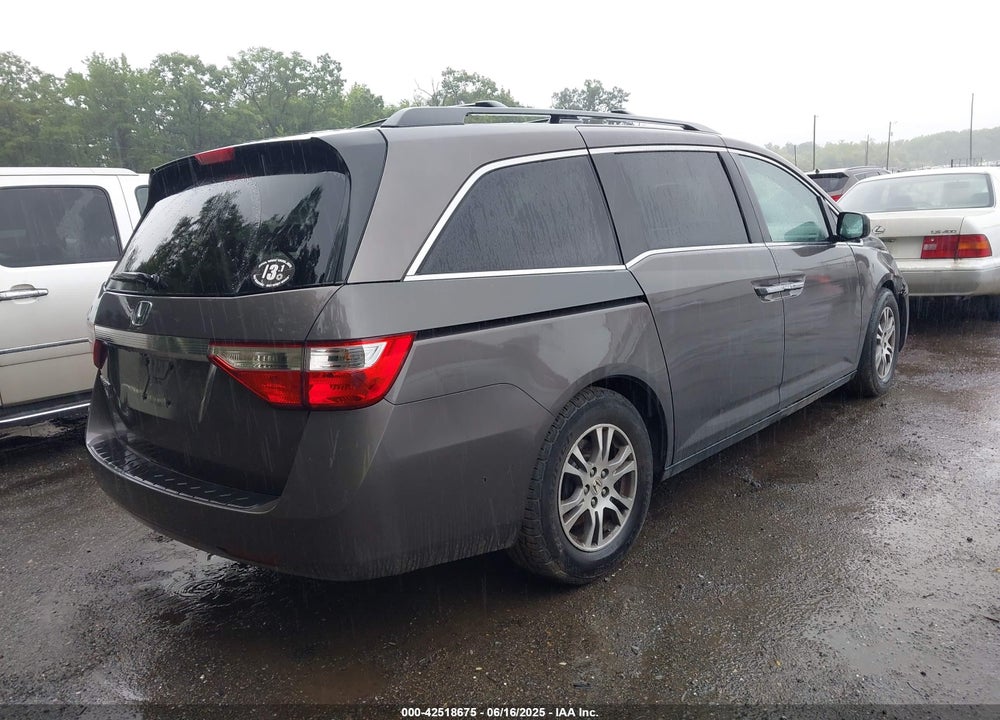 2011 HONDA ODYSSEY EX-L VIN: 5FNRL5H66BB078100