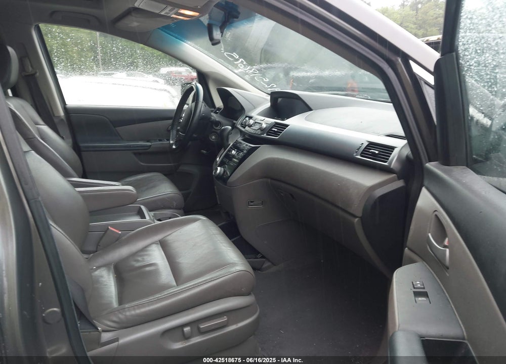 2011 HONDA ODYSSEY EX-L VIN: 5FNRL5H66BB078100
