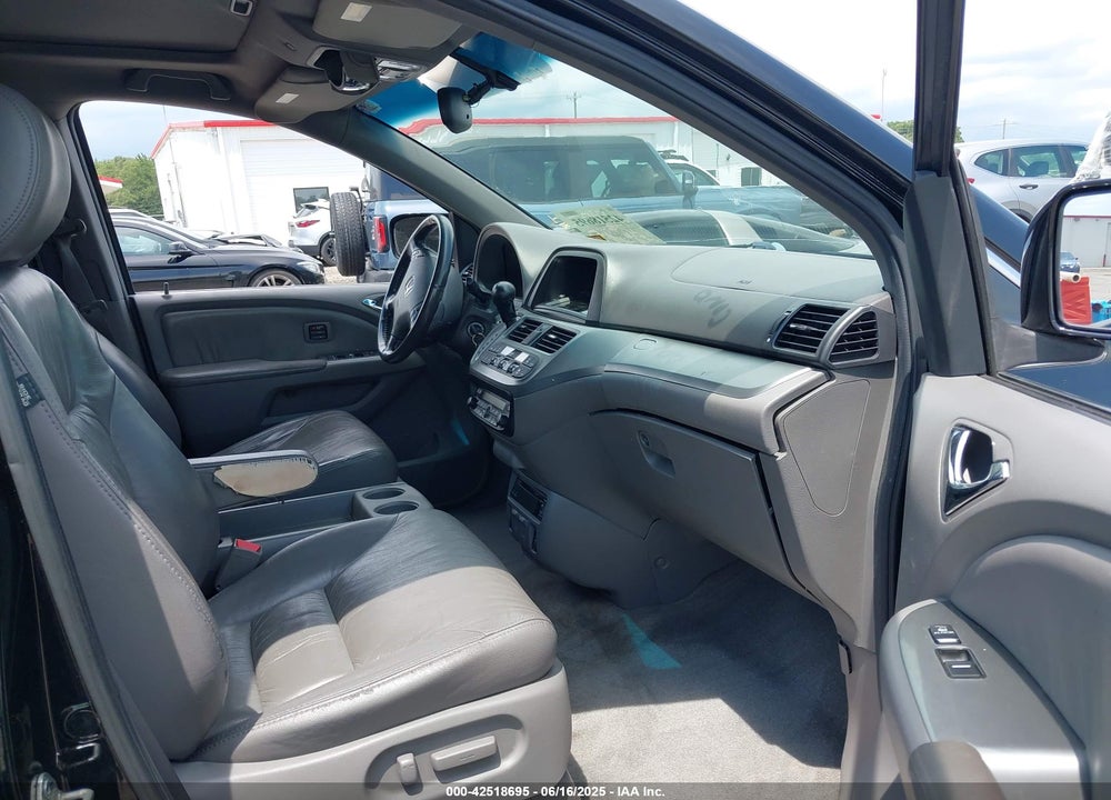 2010 HONDA ODYSSEY TOURING VIN: 5FNRL3H99AB056282
