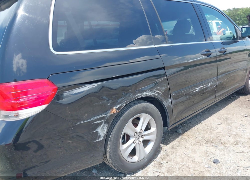 2010 HONDA ODYSSEY TOURING VIN: 5FNRL3H99AB056282