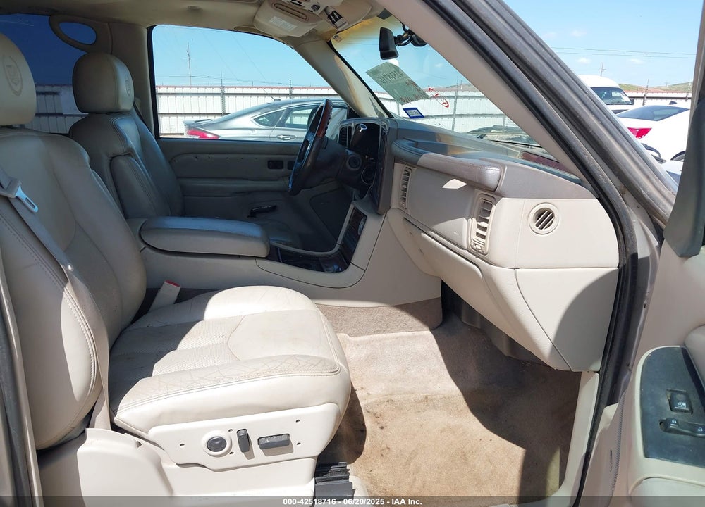 2005 CADILLAC ESCALADE STANDARD VIN: 1GYEK63NX5R141147