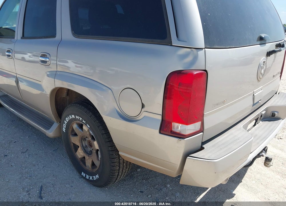 2005 CADILLAC ESCALADE STANDARD VIN: 1GYEK63NX5R141147
