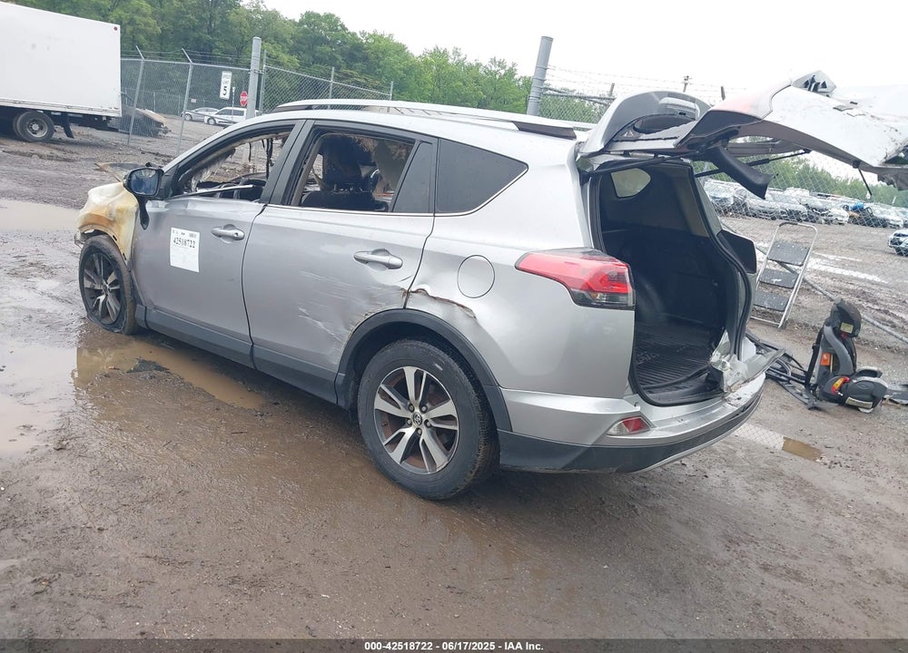 2018 TOYOTA RAV4 VIN: JTMRFREV2JD247464