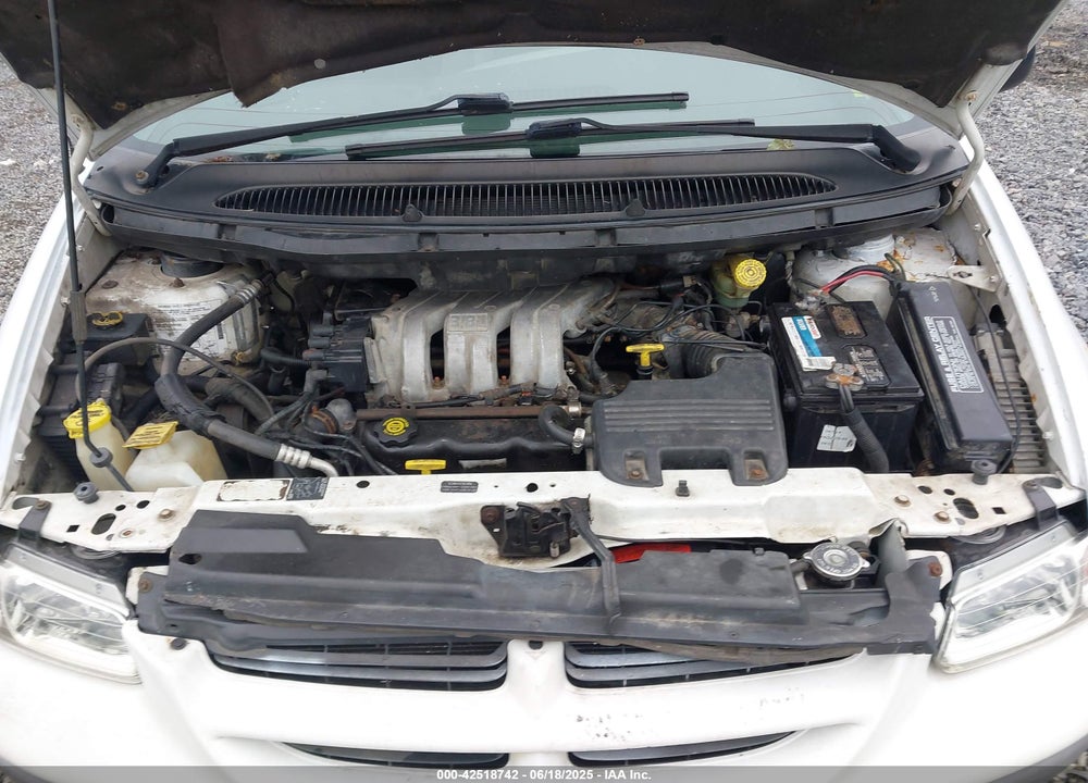 1998 DODGE GRAND CARAVAN ES/LE VIN: 1B4GT54L1WB602522