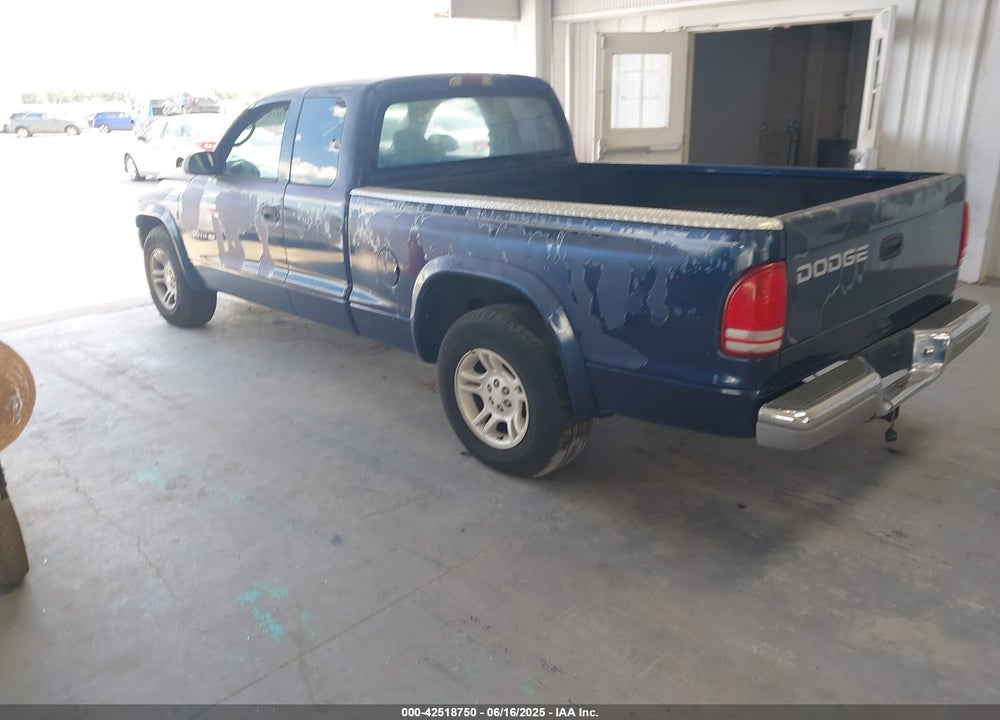2002 DODGE DAKOTA SLT VIN: 1B7GL42X02S557196