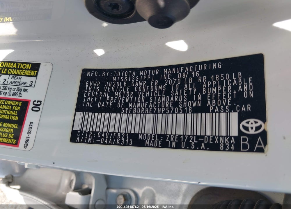 2017 TOYOTA COROLLA VIN: 5YFBURHE7HP570516